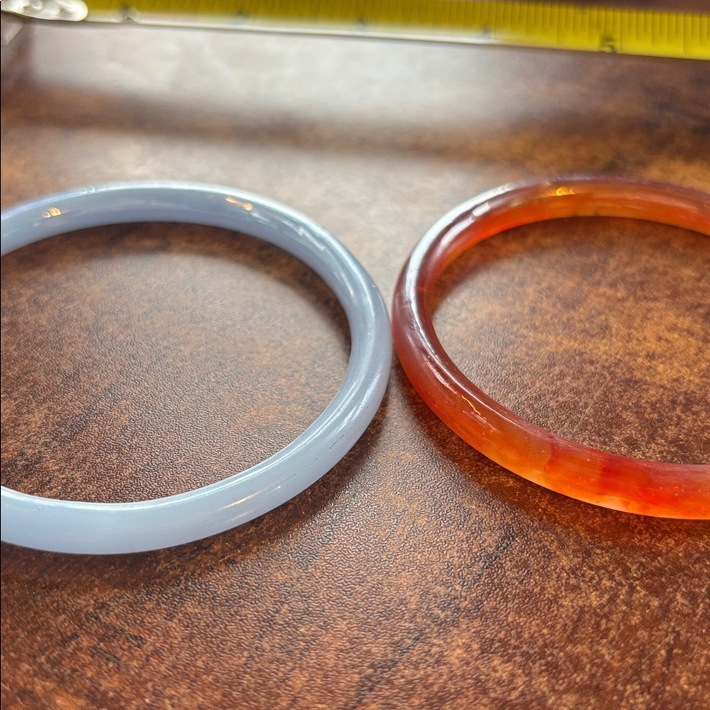 Set of glass bangle bracelets - Picture 5 of 5